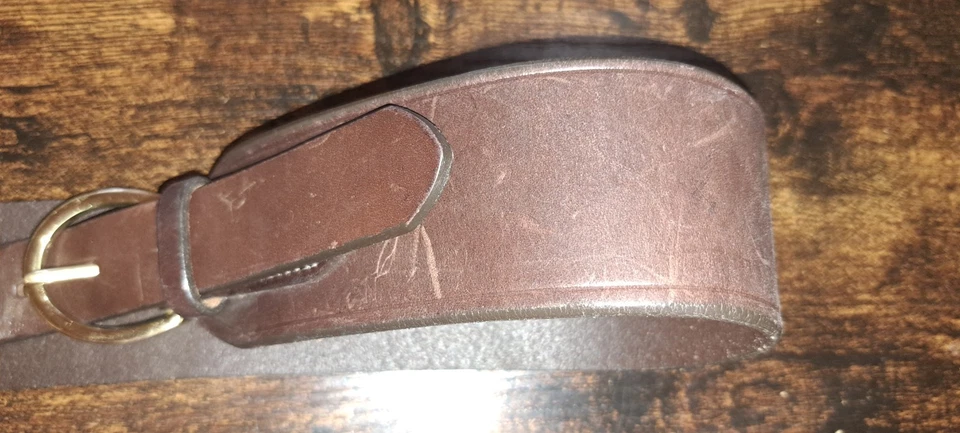 Cinturón de cuero marrón Banana Republic para dama con doble hebilla City Western Med Foto 4 de 4