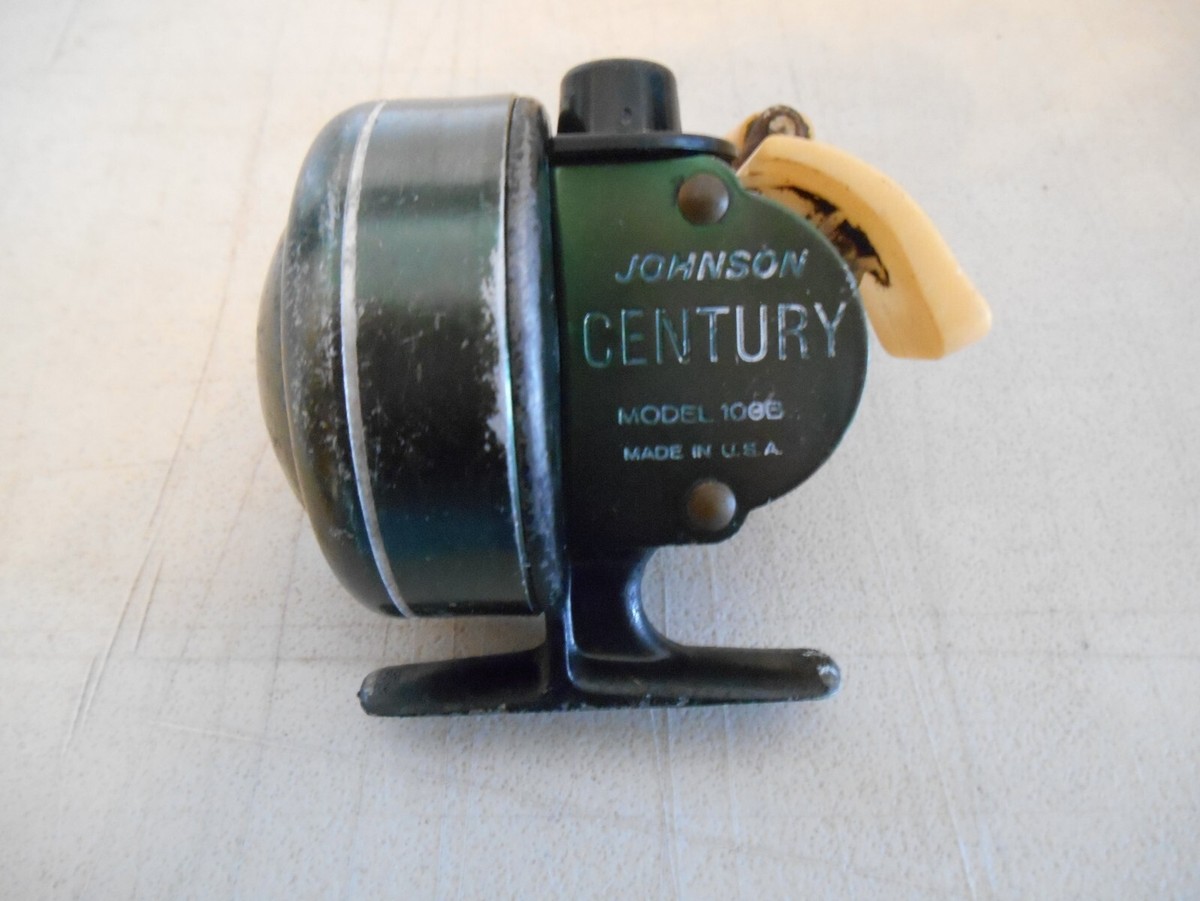 Vintage Johnson Century Model 100B Fishing Reel USA