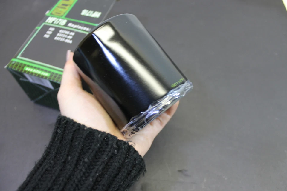 НОВЫЙ МАСЛЯНЫЙ ФИЛЬТР HIFLOFILTRO ЧЕРНЫЙ (10 УПАКОВОК) HF171B - Изображение 2 из 4