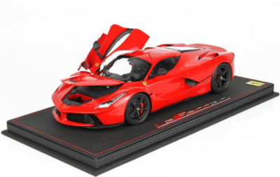Ferrari LaFerrari DIE CAST rosso corsa black wheels BBR 1:18 P182221-4DIE Case