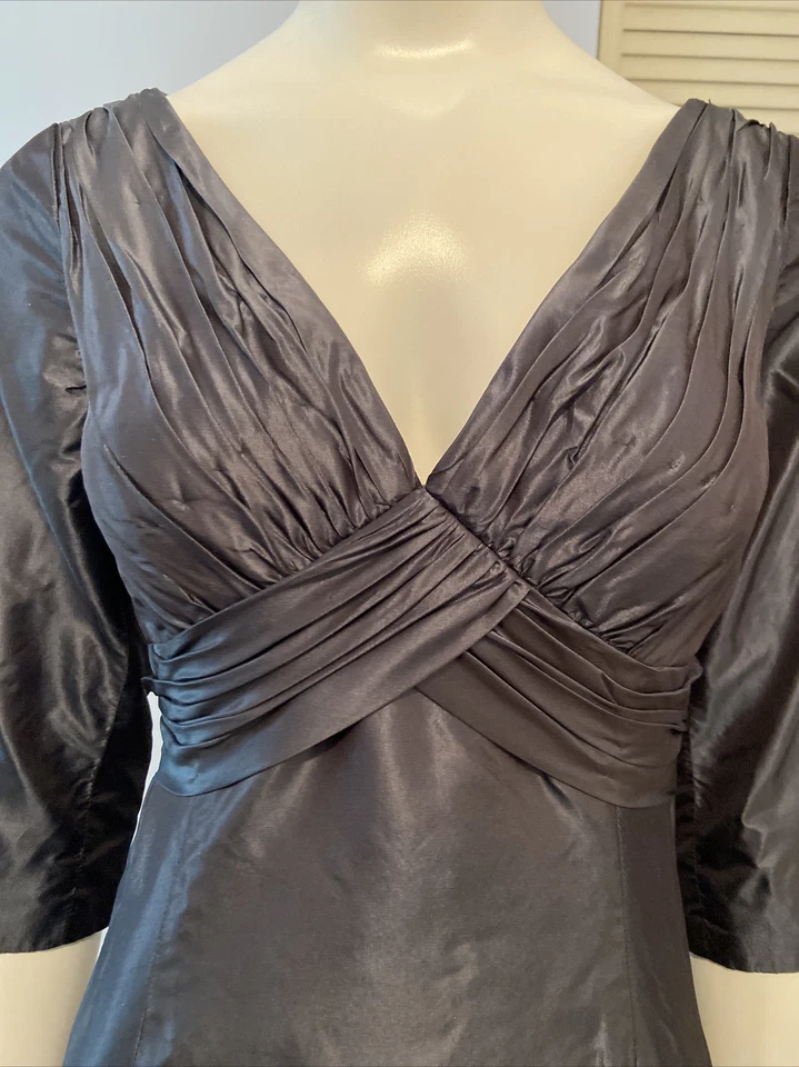 Gorgeous Teri Jon by Rickie Freeman ​Special Occasion Dress 100% Silk Blue EUC - Image 4 of 4