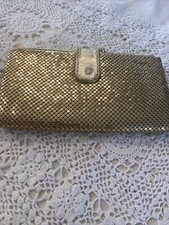VINTAGE WHITING  DAVIS GOLD METAL MESH CLUTCH WALLET PURSE HANDBAG Hollywood