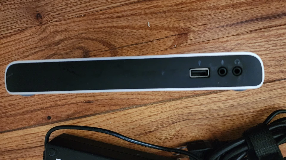 Estación de puerto de pantalla Elgato Thunderbolt 3 Dock 4k MAC/PC con adaptador de corriente Foto 4 de 4