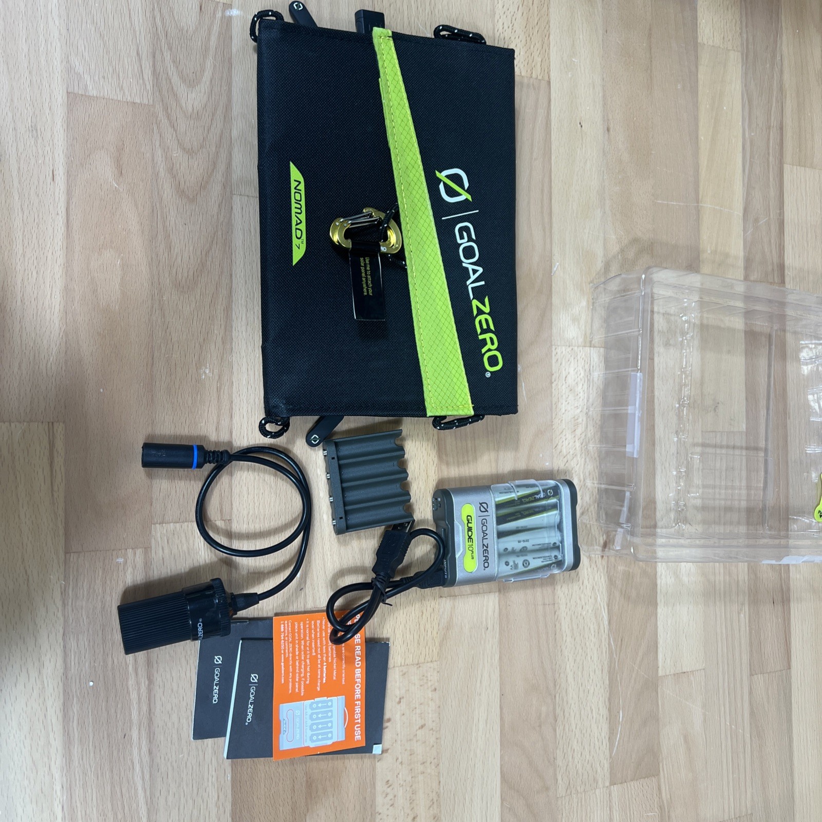Goal Zero Nomad 7 Folding Solar Panel + Battery Pack + Case 