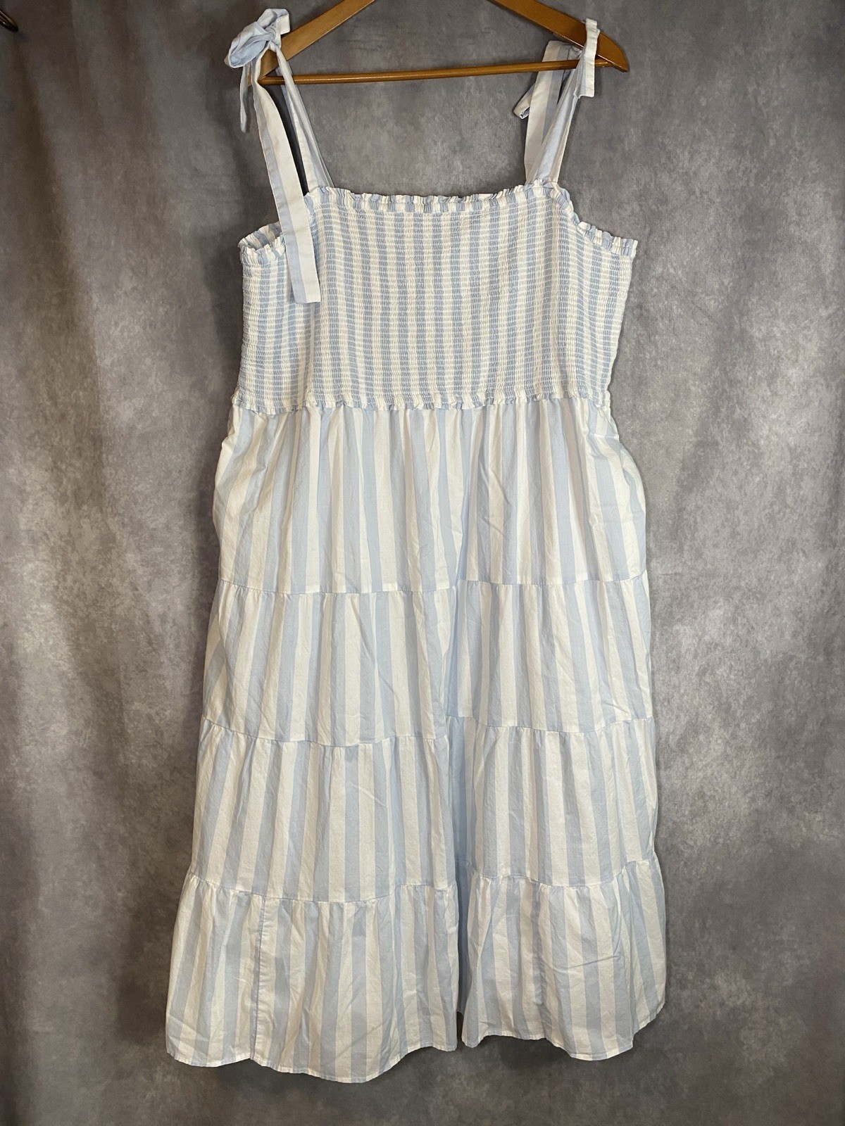 Classic Resort J. Crew Midi Dress Smocked Tiered Size 2XL Cotton Blue Striped