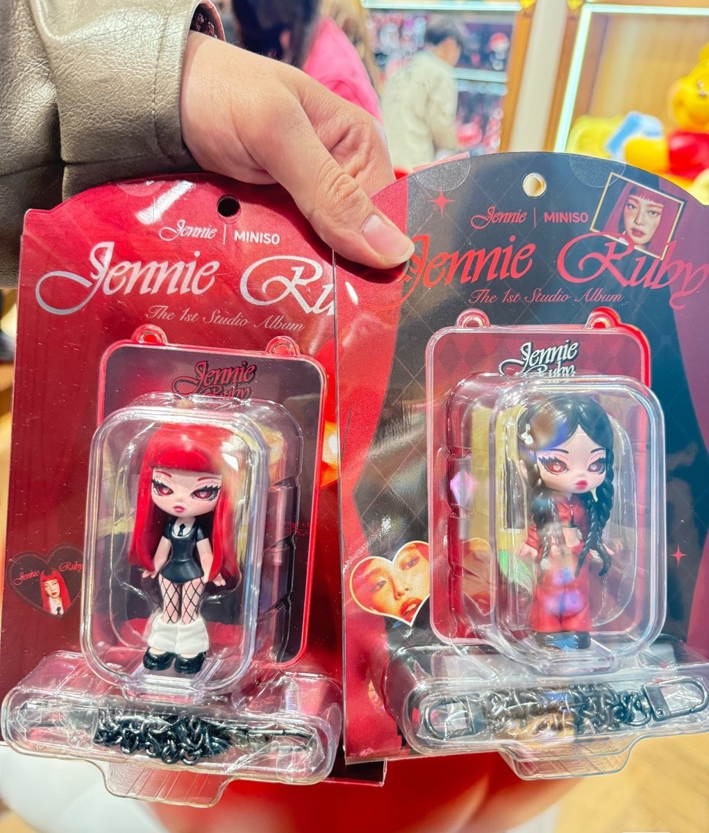MINISO X Jennie Ruby Figurine limited Series keychain BLACKPINK