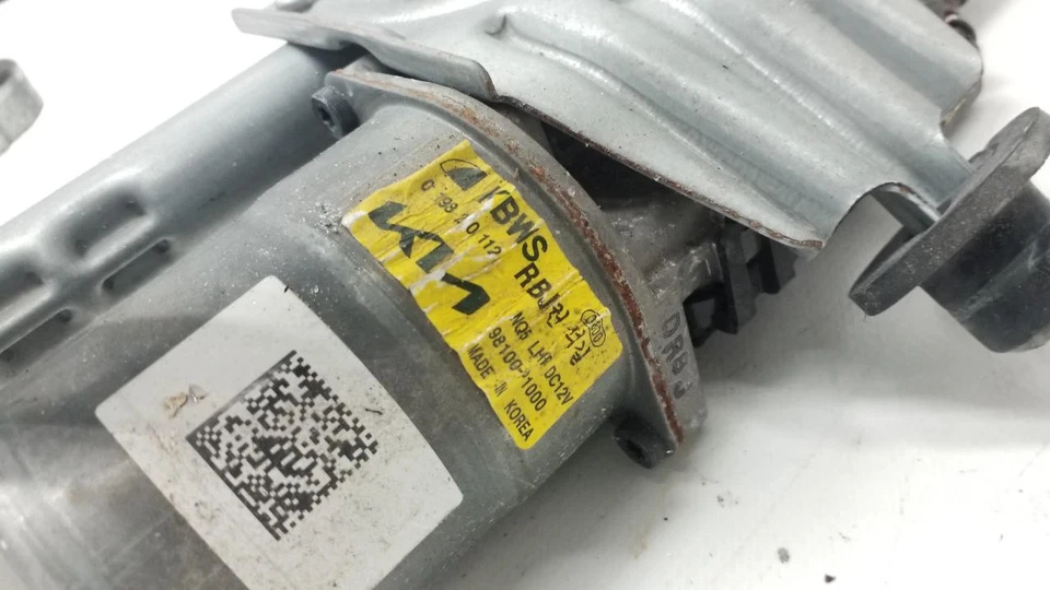 Kia Sportage 2021-2024 Wiper Motor 98100P1000 - Image 3 of 3