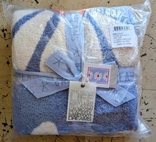 CozyChic Daisy Stroller Blanket