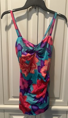 Women s Mainstream One Piece Swimsuit - Size 12 - EUC 
