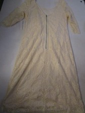 Humble Chic Women's Ella Lace Sheath Stretch Overlay Shift Dress Small