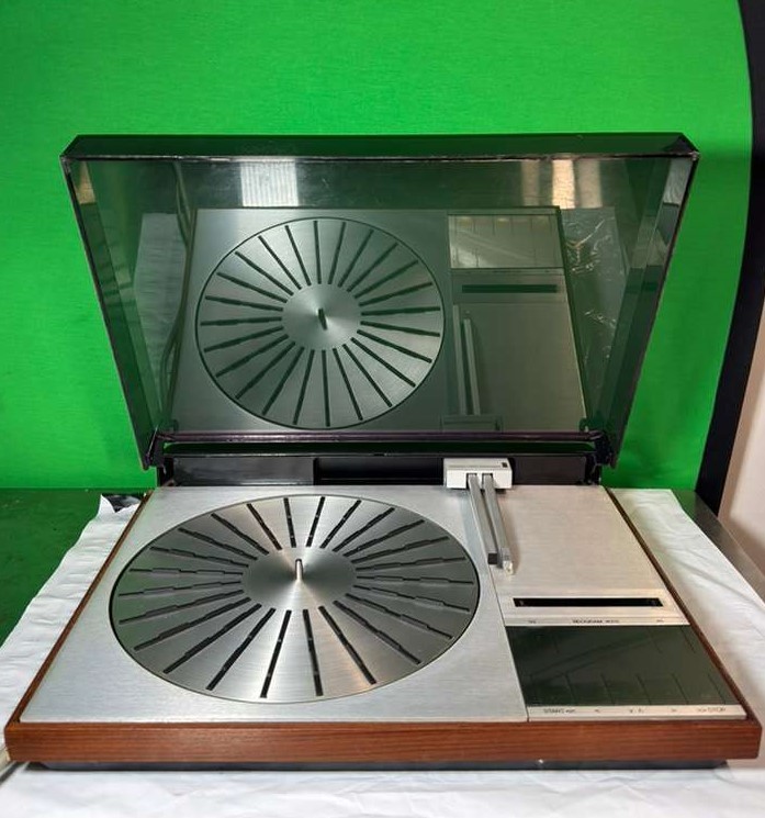 Bang & Olufsen BEOGRAM 4002 vintage audio equipment - eBay listing photo 1