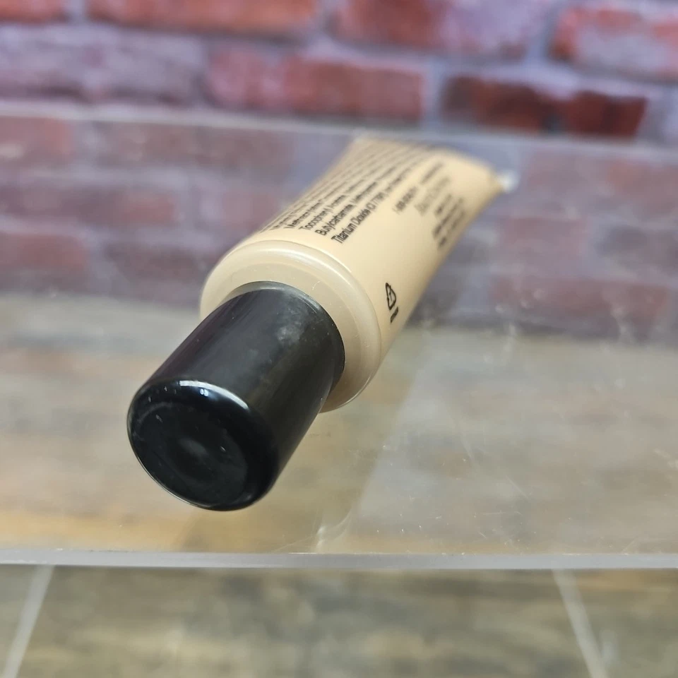 BeautiControl Secret Agent Undercover Makeup Y3 Y-3 1oz - Image 4 of 4