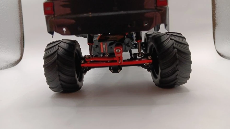 AXIAL SCX24 JEEP 4X4 RC TRUCK - Image 4 of 4