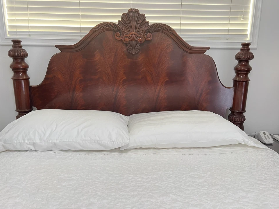 Hickory & White Rosehill Collection Queen Bedroom Ensemble - Image 4 of 4