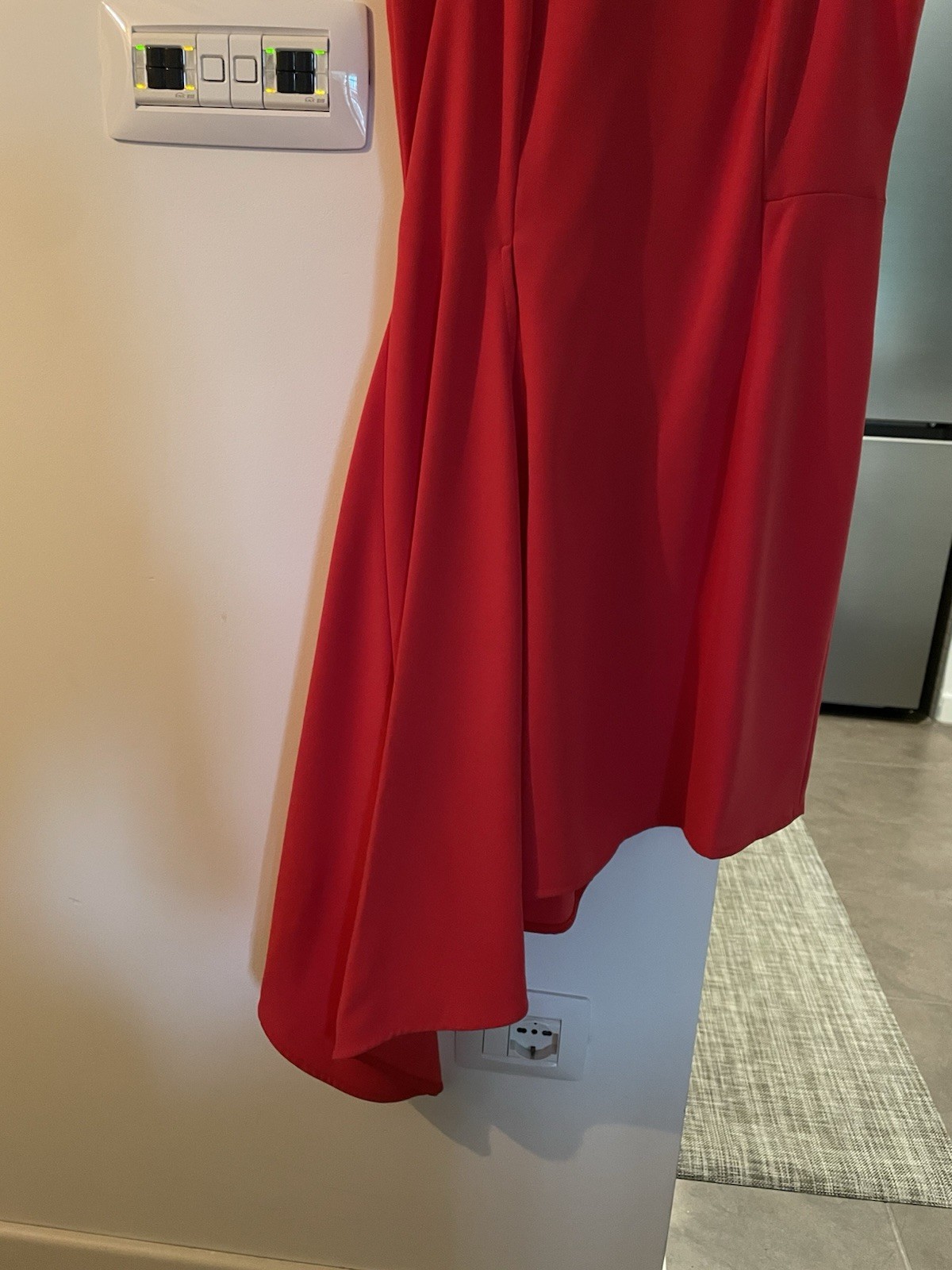 Elisabetta Franchi Vestito tubino rosso asimmetrico smanicato tg 42
