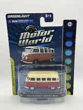 GreenLight Collectibles Classics Series Volkswagen Samba Bus - 1:64 Diecast Car