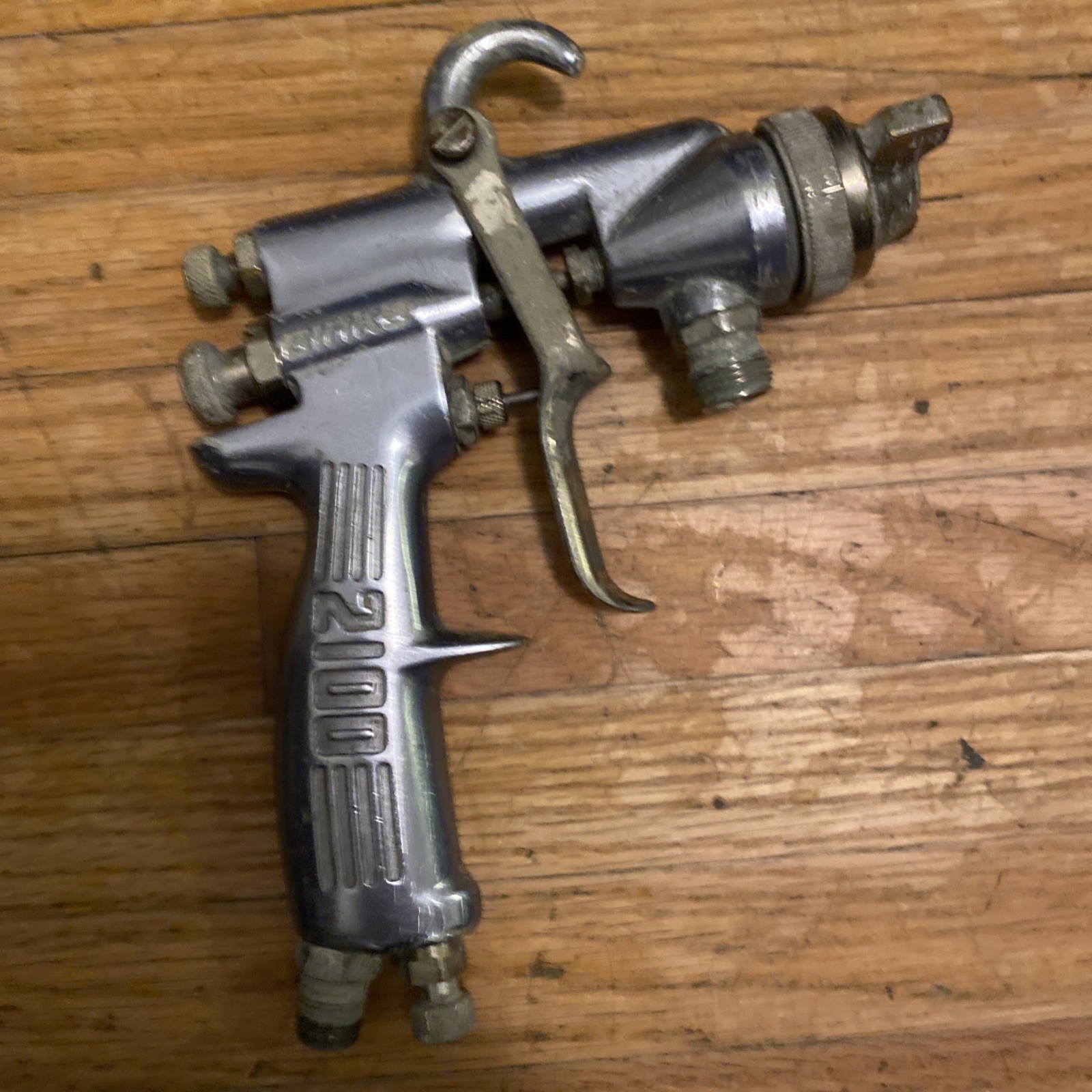 Binks Model 2100 Conventional Spray Gun