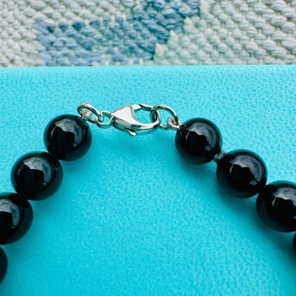 🖤Pulsera Return to Tiffany & Co. Paloma Picasso Love Tag 8 mm de ónix negro, 7,5" Foto 4 de 4