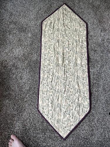 Quilted Christmas Table Runner - Handmade 18”x 51” Nicely Done Green Burgundy - Picture 9 of 12