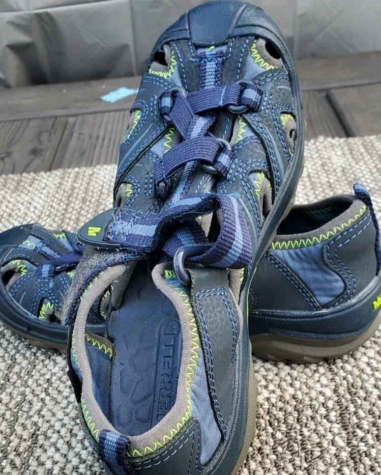 Sandali da trekking Merrell Hydro Youth taglia 2 blu giovanile nero e verde lime. (RS)