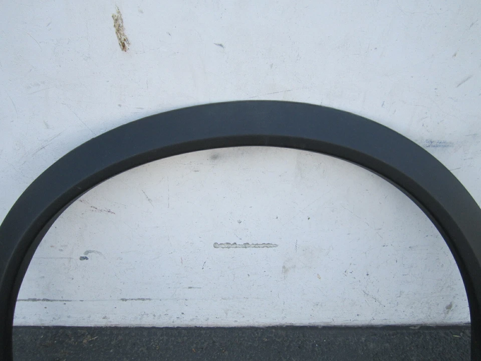 em00464 Volvo V60 Cross Country 2016 2017 2018 Front LH Fender Flare Moulding - Изображение 3 из 4