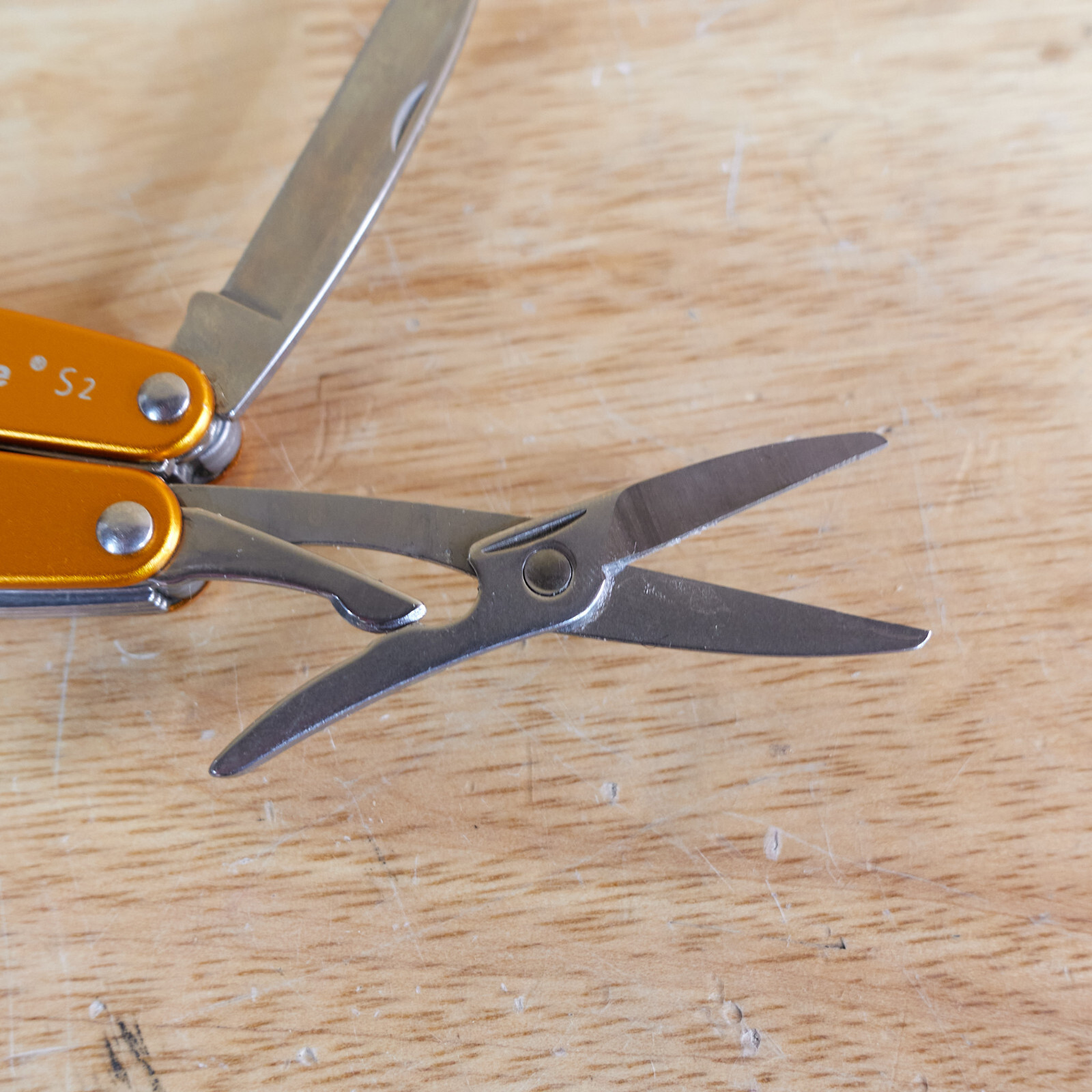 Leatherman JUICE S2 Multi-tool - Flame Orange!