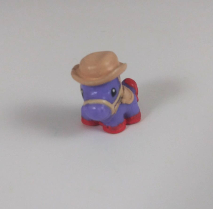 Cappello da cowboy Squinkies Originals Wave 1 viola con pony