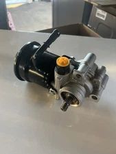 Power Steering Pump w/ Reservoir For 1996–2002 4Runner Tacoma 2.4/2.7L New