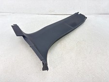 GMC TERRAIN 2018-2024 LADO IZQUIERDO CENTRO INFERIOR B PILAR CUBIERTA PANEL MOLDURA OEM