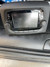 AUTORADIO PER FIAT 500 L Originale Perfetta Con Codice ! 