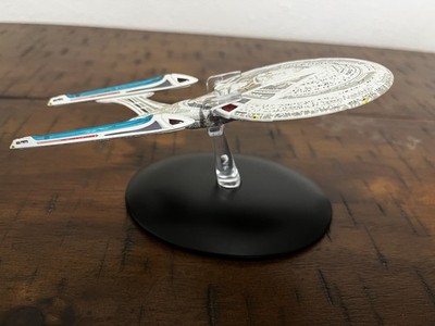 Eaglemoss Fanhome Star Trek USS Enterprise-E / NCC-1701-E Star Trek Ship