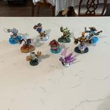Lot Of 9 Skylanders Swap Force - Phantom Cynder, Freeze Blade, Stink Bomb