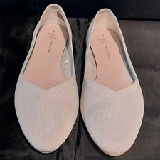 Time And Tru Ballet Flats Women Size 8 Cream Knit Memory Foam OnlyWorn Once