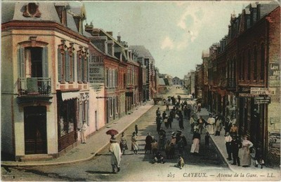CPA CAYEUX-sur-MER Avenue de la Gare (18855)