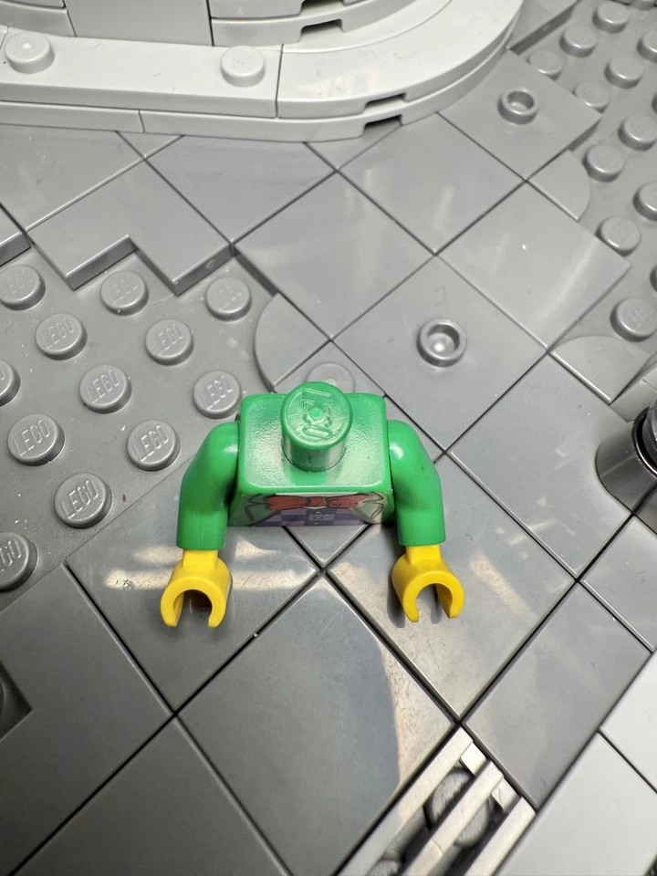 Lego Batman The Video Game 2008 Mad Hatter Custom Minifigure *RARE* - Image 4 of 4