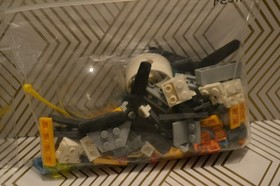 Lego Friends set 41234 (Bumblebee Helicopter 2017)639