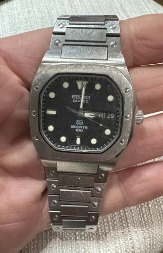 Men’s Vintage Seiko Sports100 35mm 7” Watch Needs Battery