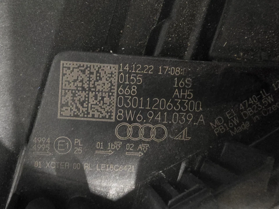 Farol de matriz Audi 2020-2023 A5 S5 RS5 8W6941039A - Imagem 2 de 4