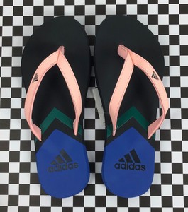 adidas slippers size 5