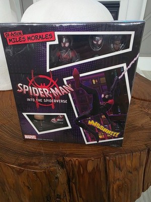 AUTHENTIC! Sentinel Spider-Man Into the Spider-Verse Miles Morales SV Action