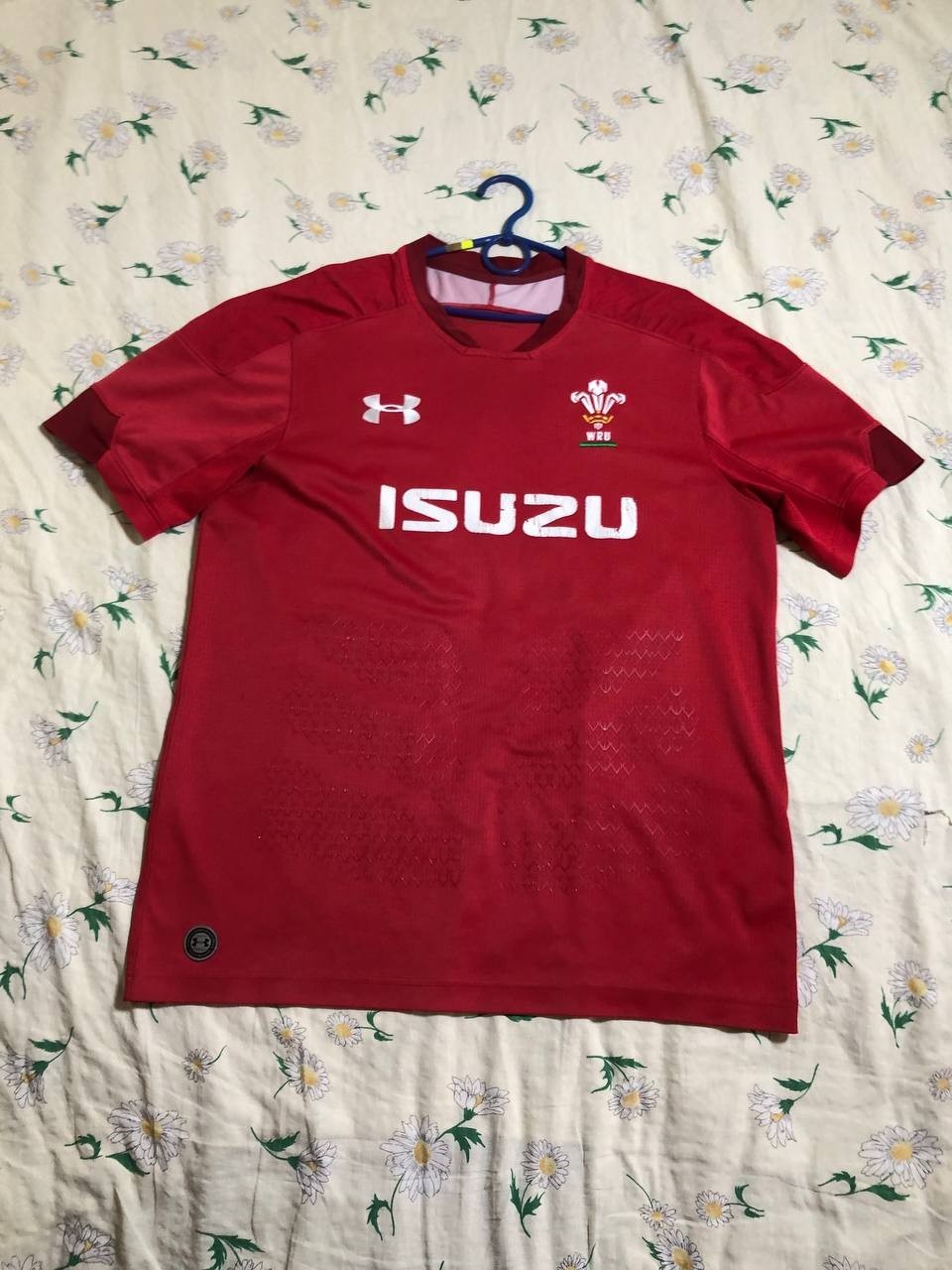 Under Armour Jersey T Shirt Size L WRU