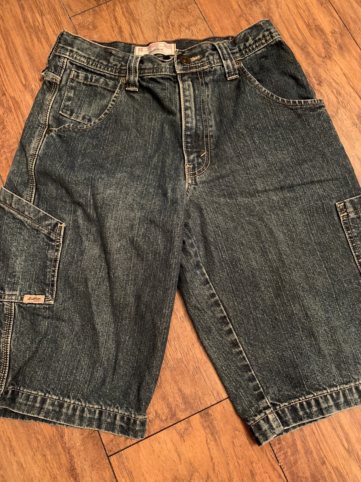 Picture 1 of 4