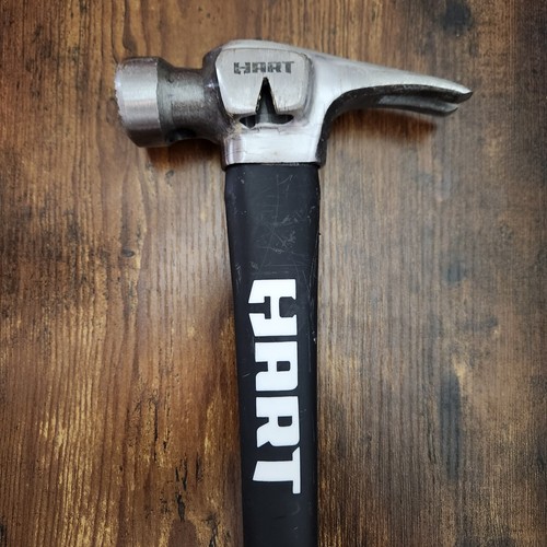Hart 21 oz. Steel Framing Hammer With Side Nail Pull & Magnet 18" - Picture 3 of 12