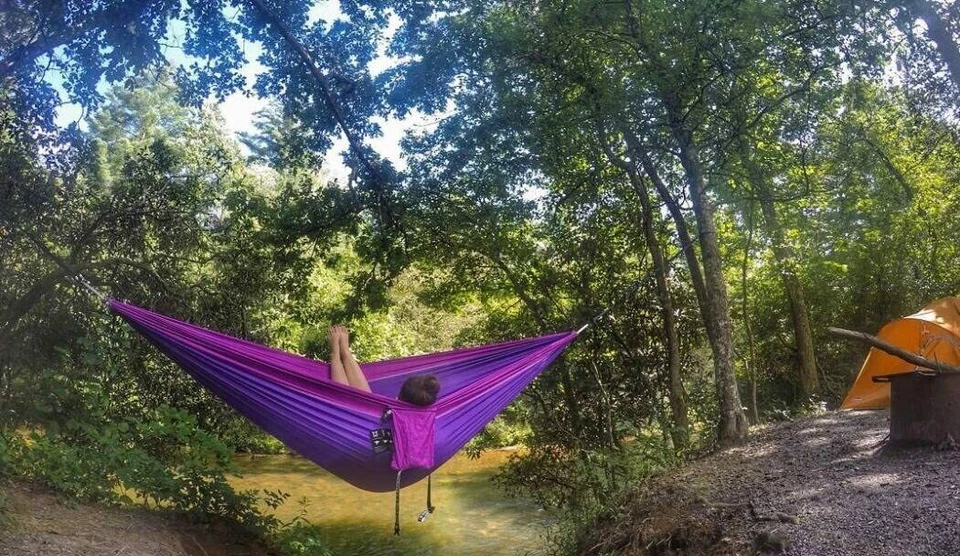 Camping Hammock Double & Single Portable Hammocks with 2 Tree Straps - Image 2 of 4