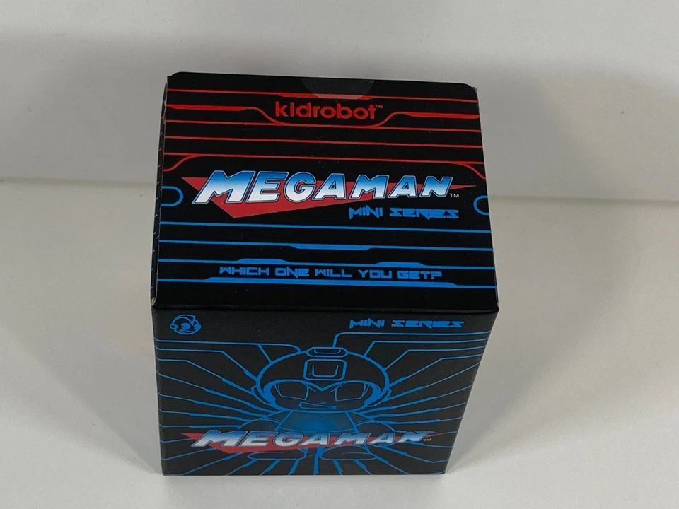 Kidrobot 3" Mega Man Metallic Mega Man Red Mini Series 2016 221 Capcom Foto 3 de 4