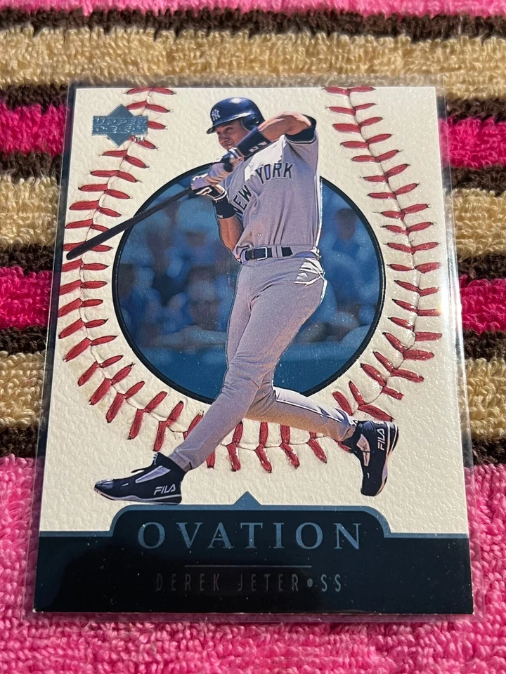 1999 UPPER DECK OVATION #13 DEREK JETER YANKEES HOF VINTAGE BASEBALL !! - Photo 1/2