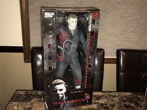 michael myers figures collectables