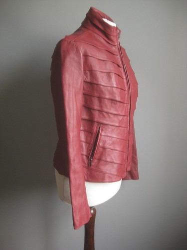 Chaqueta de cuero roja de motociclista 12 10 steampunk militar vintage Neiman Marcus - Imagen 5 de 21