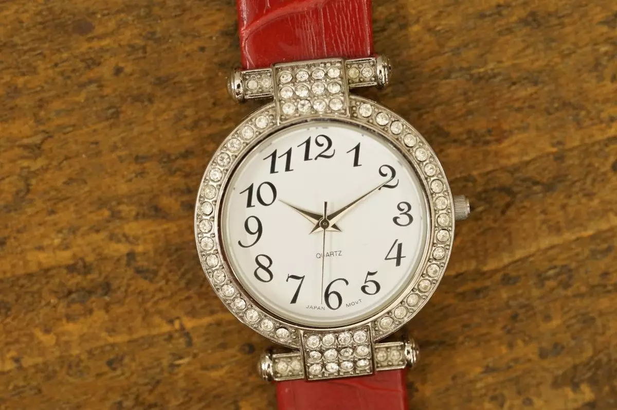 Costume jewelry best sale watches