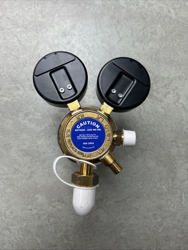 BOC Series 8000 Single Stage Oxygen Regulator 4 Bar - Picture 4 of 7